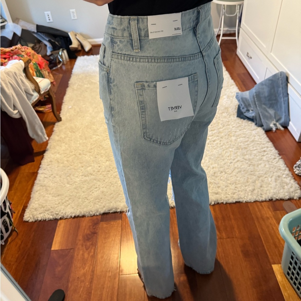 High Rise Light Blue Jeans - Picture 12 of 13